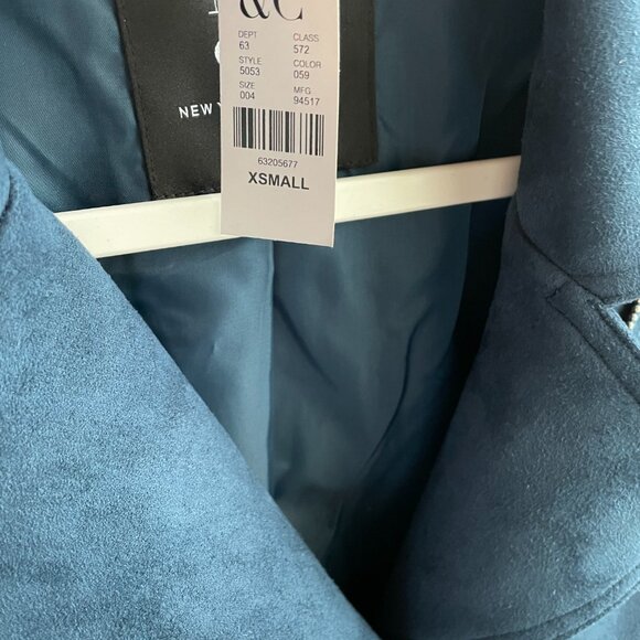 New York and Company, OVERSIZED Size XS (Fits Larger) Blue Faux-Suede Moto - Picture 4 of 13